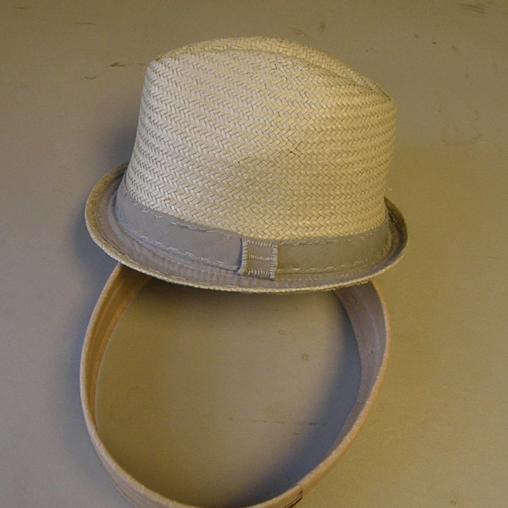 New Beige straw Fedora with gray band Large